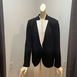 INC Black/White blazer